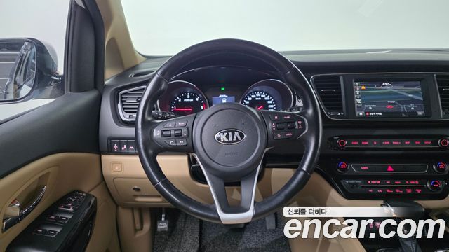 Kia Canival 2019 — photo 13
