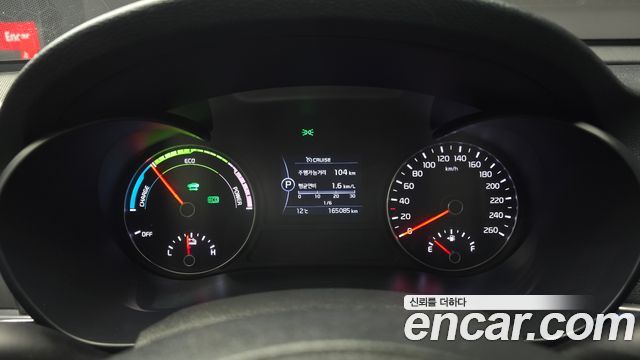 Kia K5 2016 — photo 8