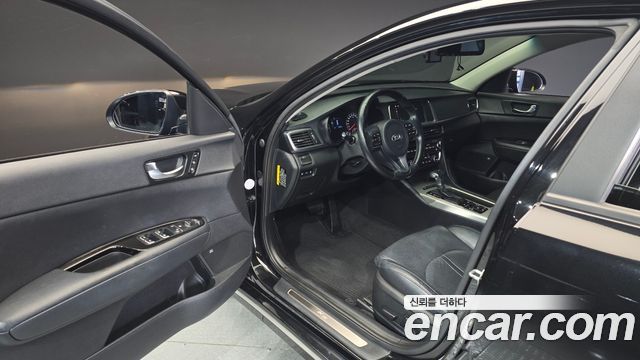 Kia K5 2016 — photo 10