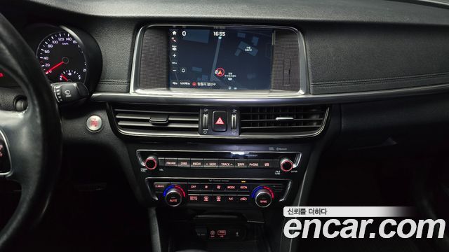 Kia K5 2016 — photo 14
