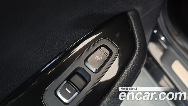 Kia K5 2016 — photo 18