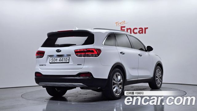 Kia Sorento 2015 — photo 2