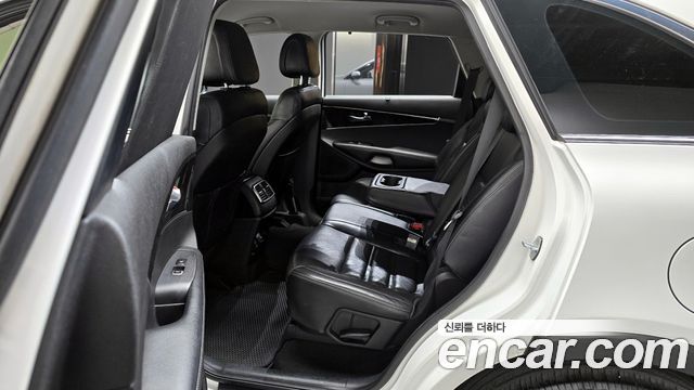Kia Sorento 2015 — photo 12