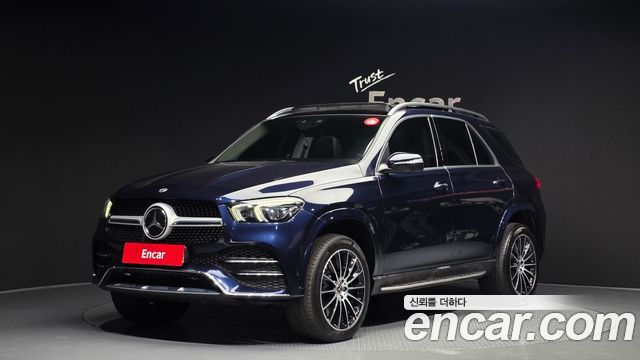 Mercedes-Benz GLE-Class 2022 — photo 1