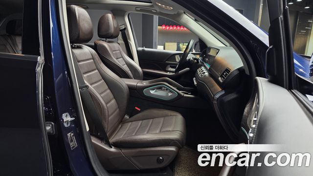 Mercedes-Benz GLE-Class 2022 — photo 11