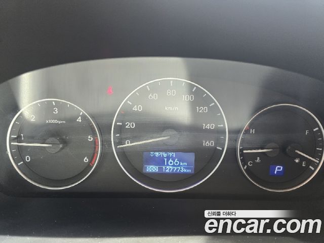 Hyundai Starex 2017 — photo 6