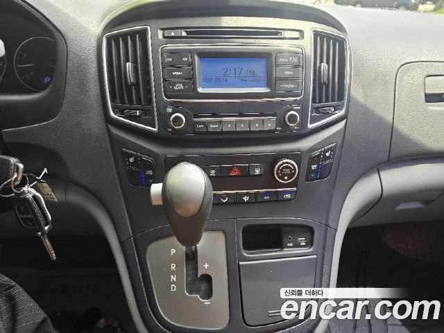 Hyundai Starex 2017 — photo 9