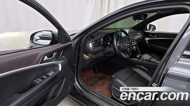 Genesis G70 2018 — photo 10