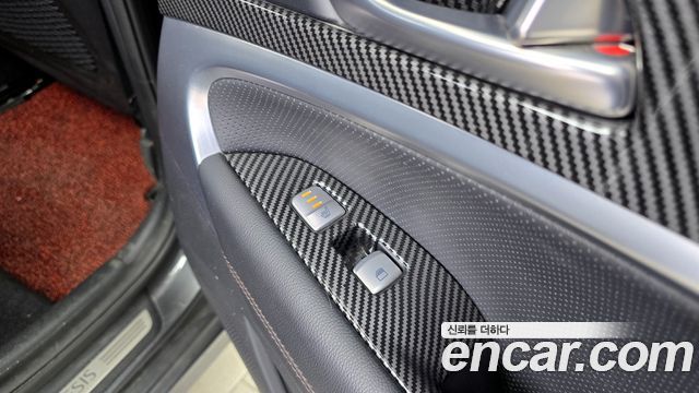 Genesis G70 2018 — photo 19