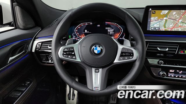 BMW Gran Turismo 2024 — photo 13