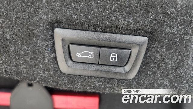 BMW 5-Series 2024 — photo 15
