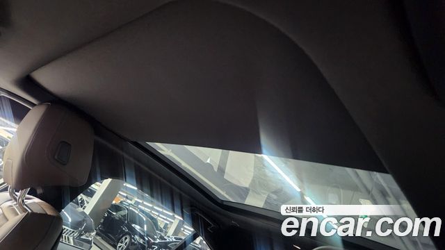 BMW 5-Series 2024 — photo 16
