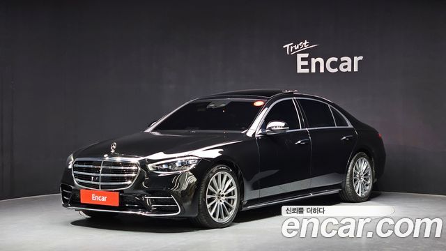Mercedes-Benz S-Class 2022 — photo 1