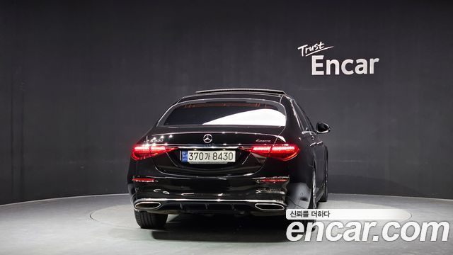 Mercedes-Benz S-Class 2022 — photo 4