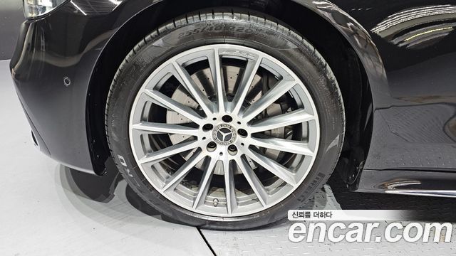 Mercedes-Benz S-Class 2022 — photo 5