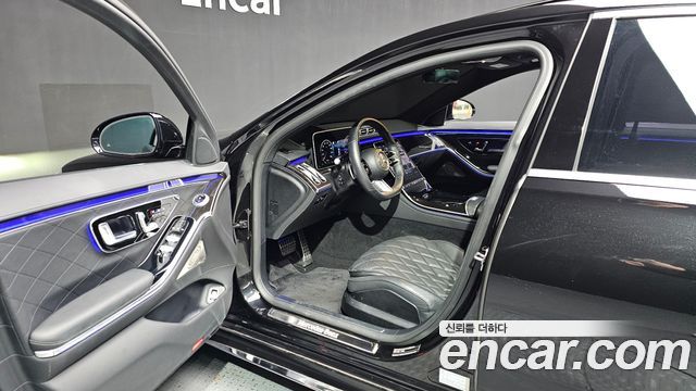 Mercedes-Benz S-Class 2022 — photo 10