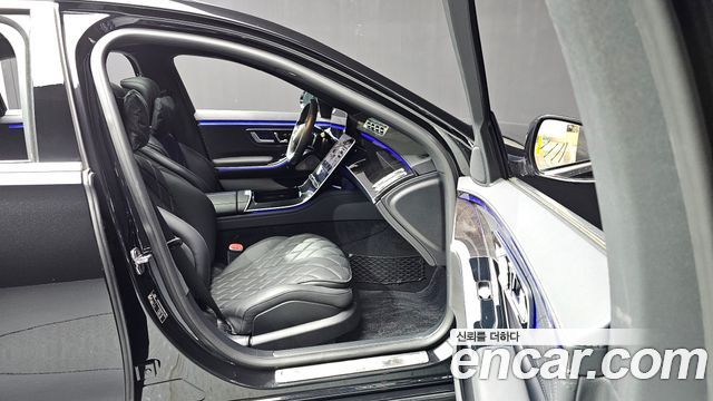 Mercedes-Benz S-Class 2022 — photo 11