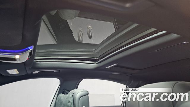 Mercedes-Benz S-Class 2022 — photo 19