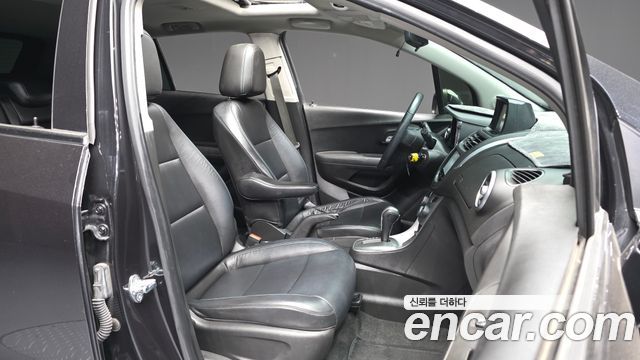 Chevrolet Korea Trax 2015 — photo 11