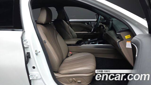 Kia K8 2022 — photo 11
