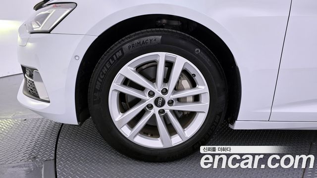 Audi A6 2023 — photo 5