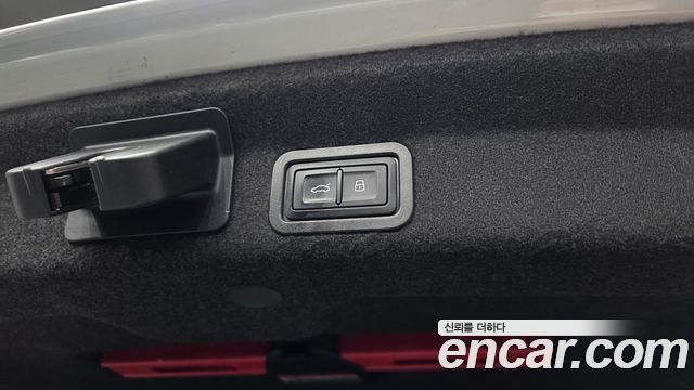 Audi A6 2023 — photo 20