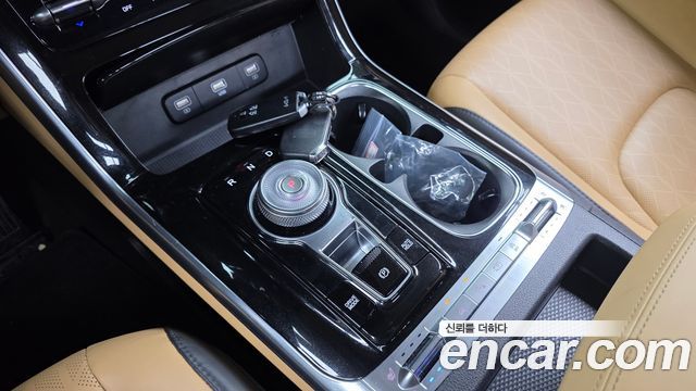 Kia Canival 2022 — photo 9