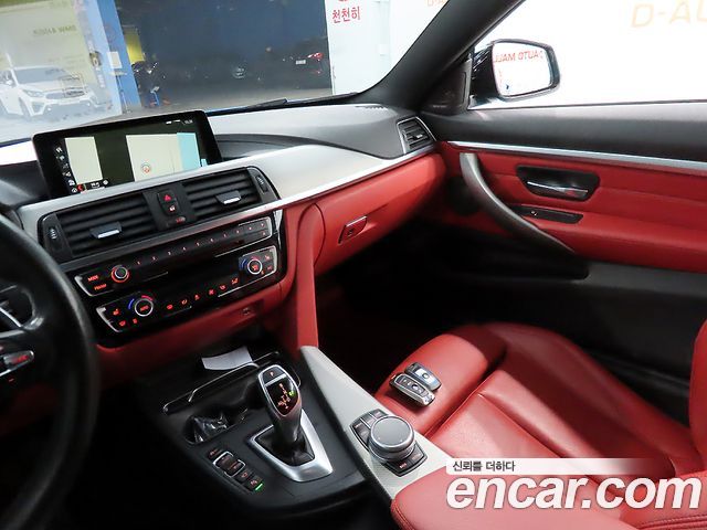 BMW 4-Series 2018 — photo 11