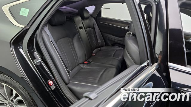 Hyundai Genesis 2015 — photo 12