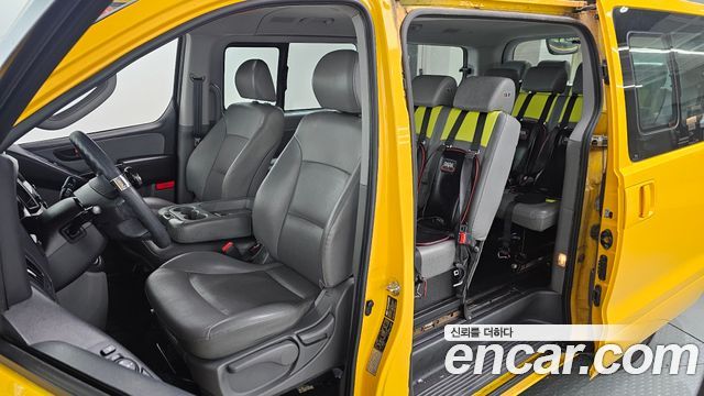 Hyundai Starex 2019 — photo 10