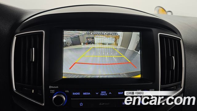 Hyundai Starex 2019 — photo 16