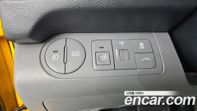 Hyundai Starex 2019 — photo 18