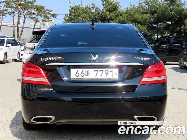 Hyundai Equus 2015 — photo 4