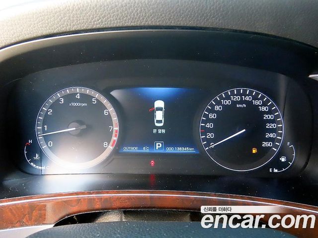Hyundai Equus 2015 — photo 9