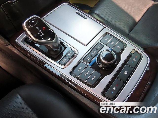 Hyundai Equus 2015 — photo 10