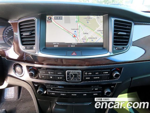 Hyundai Equus 2015 — photo 13