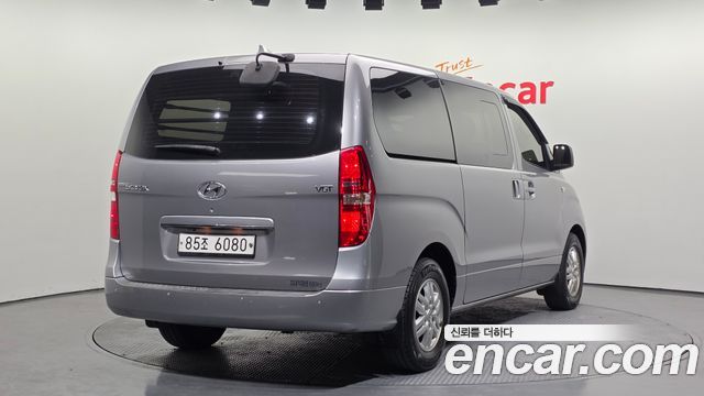 Hyundai Starex 2018 — photo 2