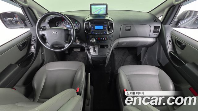 Hyundai Starex 2018 — photo 7