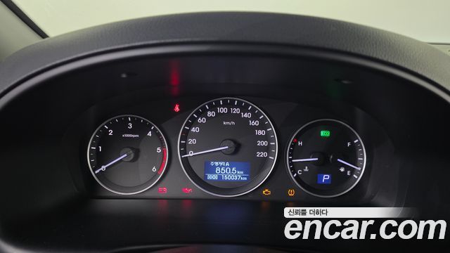 Hyundai Starex 2018 — photo 8