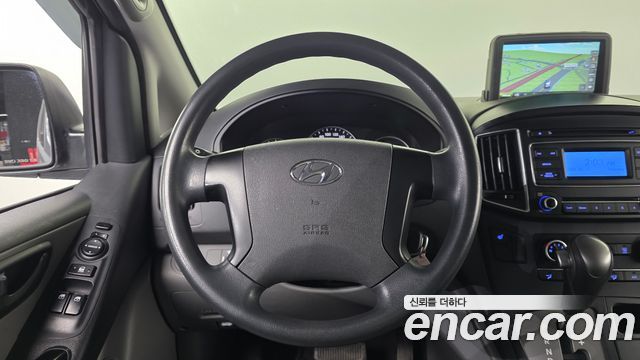 Hyundai Starex 2018 — photo 15