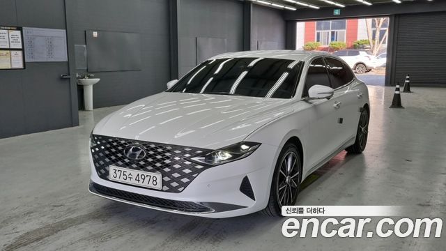Hyundai Grandeur 2022 — photo 1