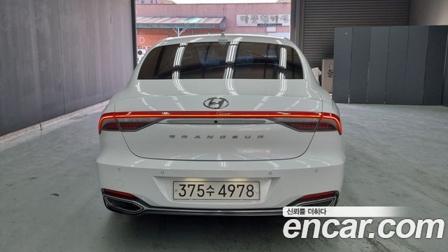 Hyundai Grandeur 2022 — photo 4