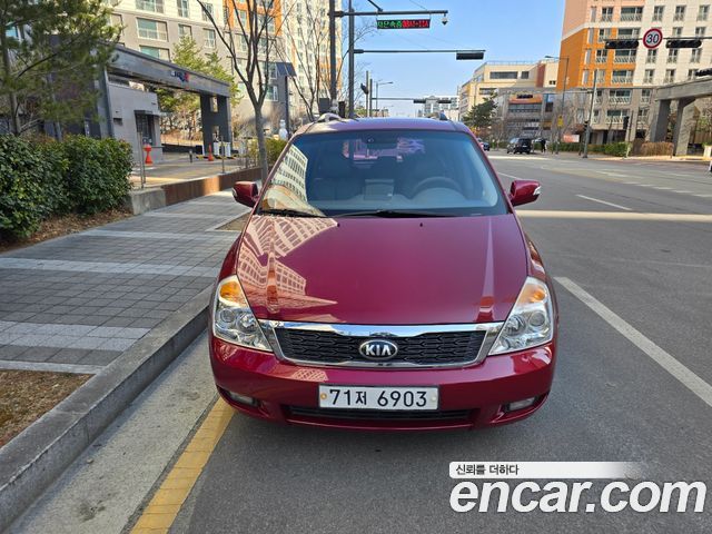 Kia Canival 2014 — photo 2