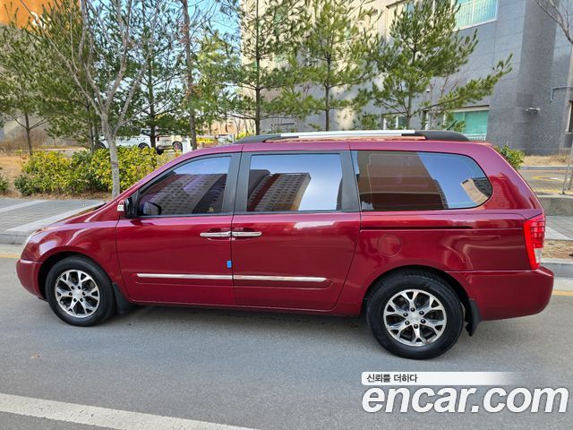 Kia Canival 2014 — photo 7