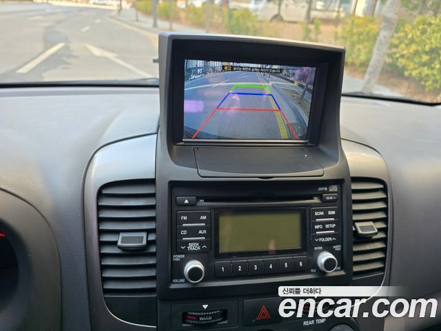 Kia Canival 2014 — photo 11