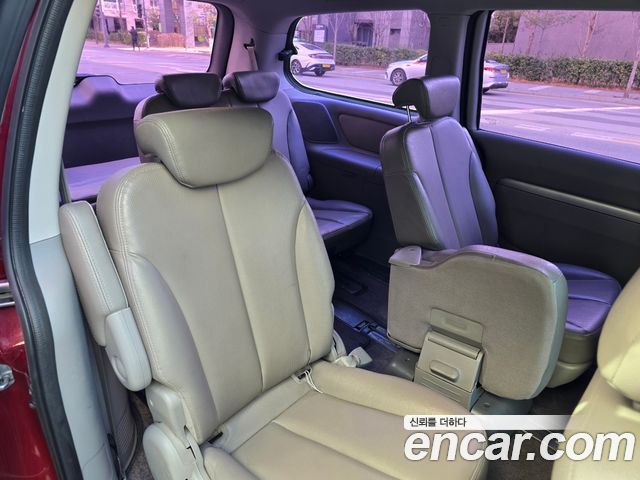 Kia Canival 2014 — photo 15