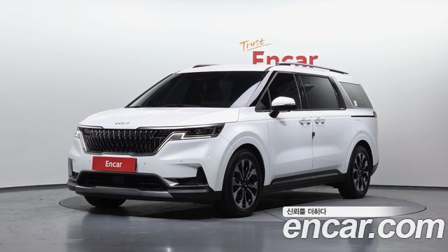 Kia Canival 2022 — photo 1