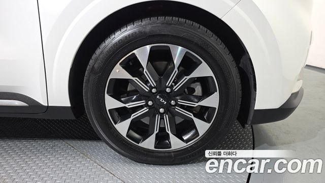 Kia Canival 2022 — photo 5