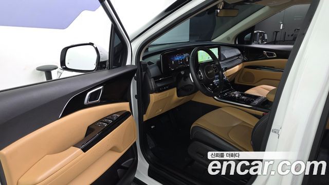 Kia Canival 2022 — photo 10