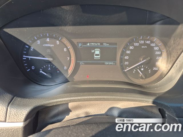 Genesis G80 2018 — photo 8
